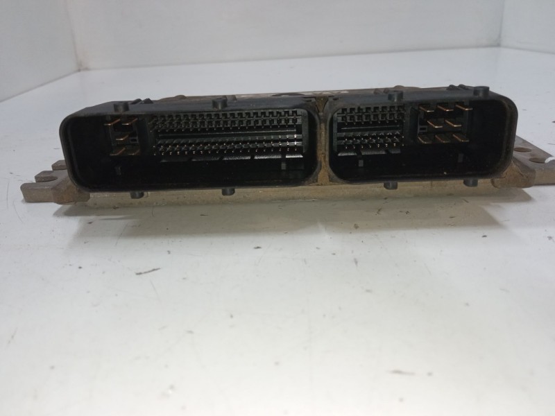 Recambio de centralita motor uce para nissan micra iii (k12) 1.2 16v referencia OEM IAM MEC37300  