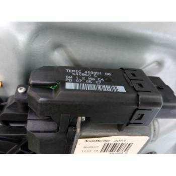 ELEVALUNAS ELECTRICO DELANTERO DERECHO 