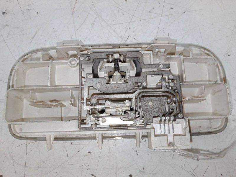 Recambio de luz interior trasera para renault megane iii grandtour (kz0/1) 1.5 dci (kz1m, kz1w, kz0r) referencia OEM IAM   