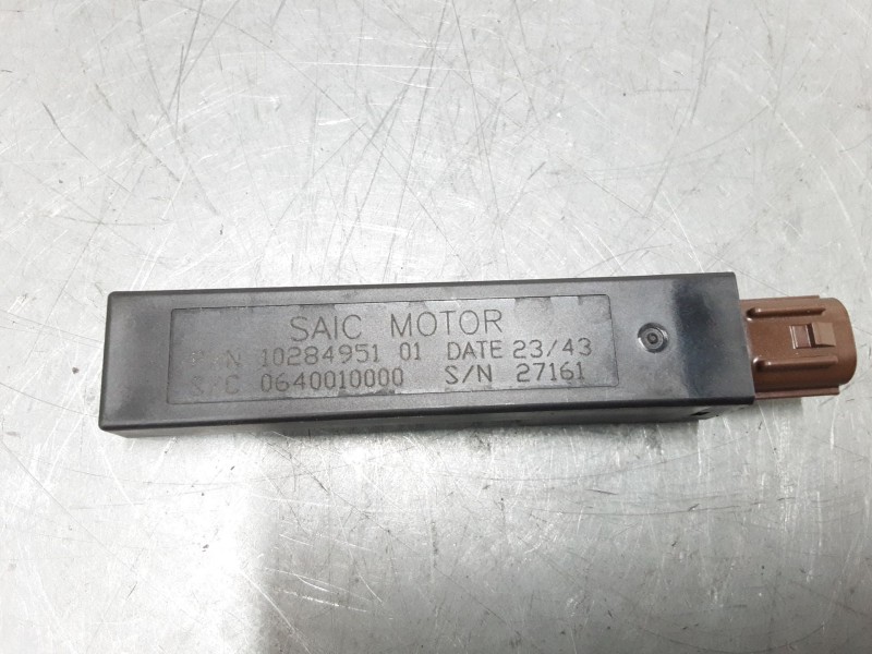 Recambio de antena clausor para mg zs suv (azs1) 1.0 t-gdi referencia OEM IAM 10284951  