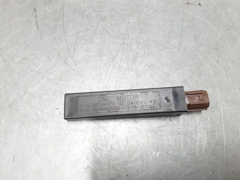 Recambio de antena clausor para mg zs suv (azs1) 1.0 t-gdi referencia OEM IAM 10284951  