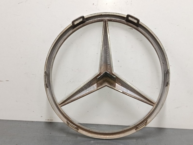 Recambio de anagrama para mercedes-benz clk (c209) clk 240 (209.361) referencia OEM IAM   