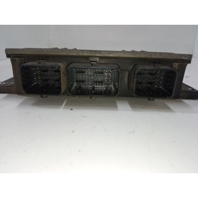 Recambio de centralita motor uce para renault clio iii (br0/1, cr0/1) 1.5 dci (c/br0g, c/br1g) referencia OEM IAM 8200399038 820