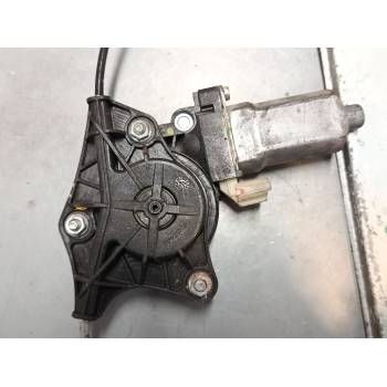 ELEVALUNAS ELECTRICO DELANTERO DERECHO 82460B4000 