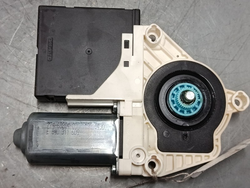 Recambio de motor elevaluna delantero izquierdo para seat altea xl (5p5, 5p8) 1.4 tsi referencia OEM IAM 3C0959793A  