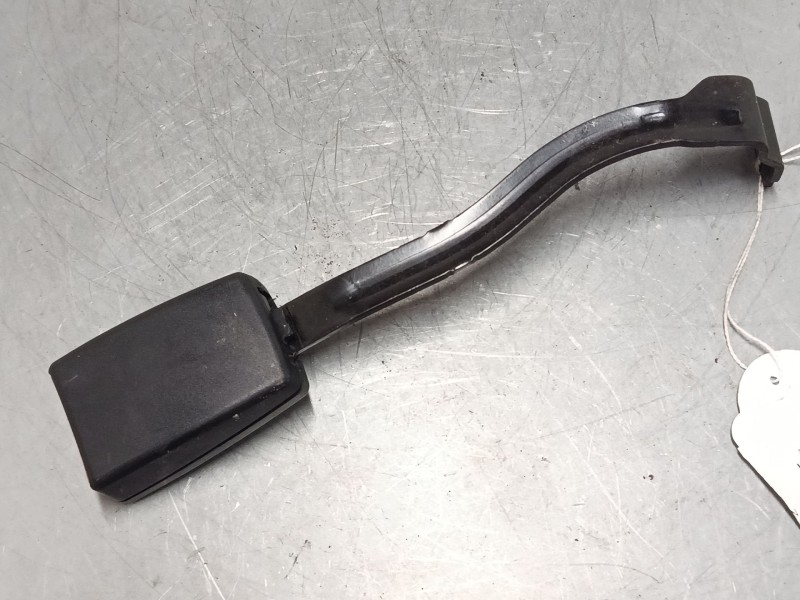 Recambio de anclaje cinturon delantero derecho para seat altea xl (5p5, 5p8) 1.4 tsi referencia OEM IAM   