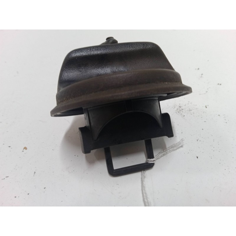 Recambio de tapon combustible para renault trafic ii furgoneta (fl) 1.9 dci 100 (fl0c) referencia OEM IAM   