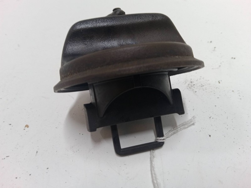 Recambio de tapon combustible para renault trafic ii furgoneta (fl) 1.9 dci 100 (fl0c) referencia OEM IAM   