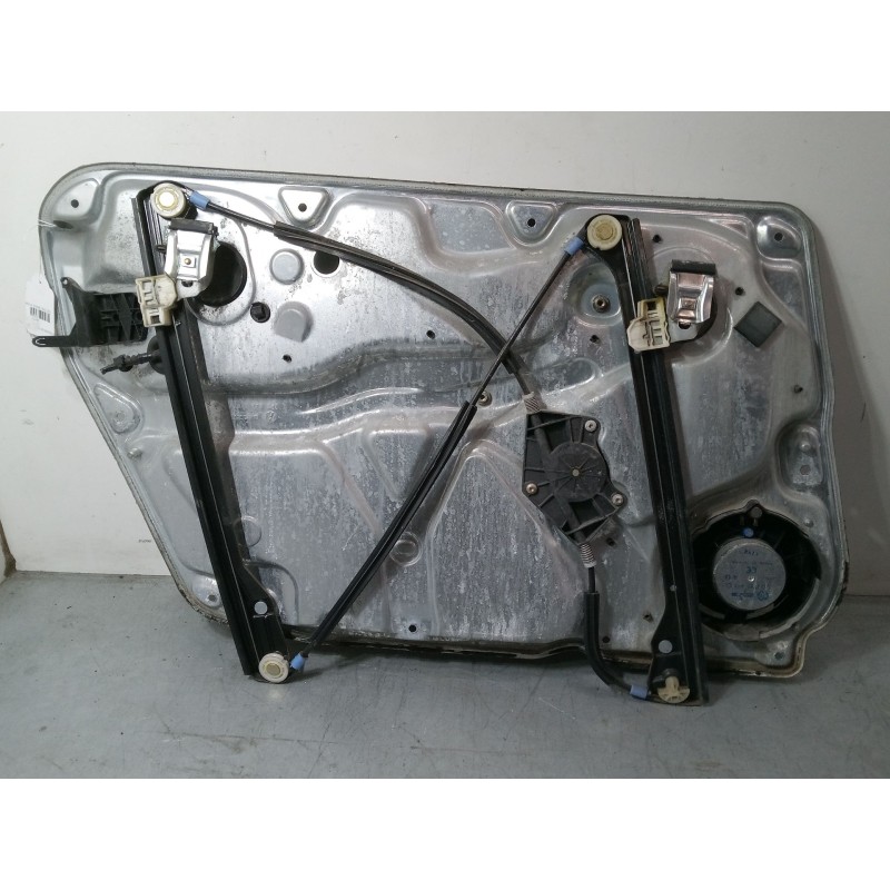 Recambio de elevalunas electrico delantero derecho para volkswagen passat b3/b4 (3a2, 35i) 1.9 tdi referencia OEM IAM 3B4837752C