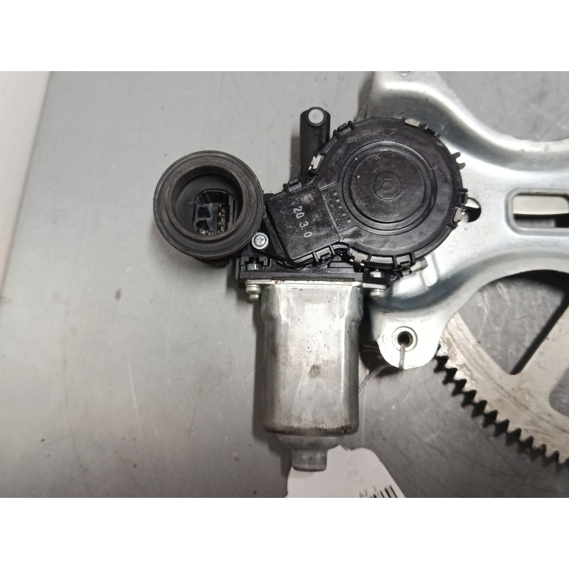 Recambio de elevalunas electrico delantero izquierdo para toyota rav 4 ii (_a2_) 2.0 d 4wd (cla20_, cla21_) referencia OEM IAM  