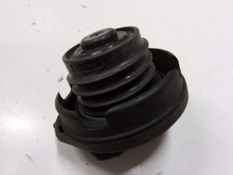 Recambio de tapon combustible para audi a4 b6 avant (8e5) 1.9 tdi referencia OEM IAM   
