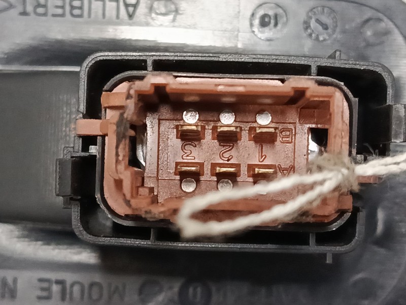 Recambio de mando elevalunas delantero derecho para opel vivaro a furgoneta (x83) 2.0 cdti (f7) referencia OEM IAM   