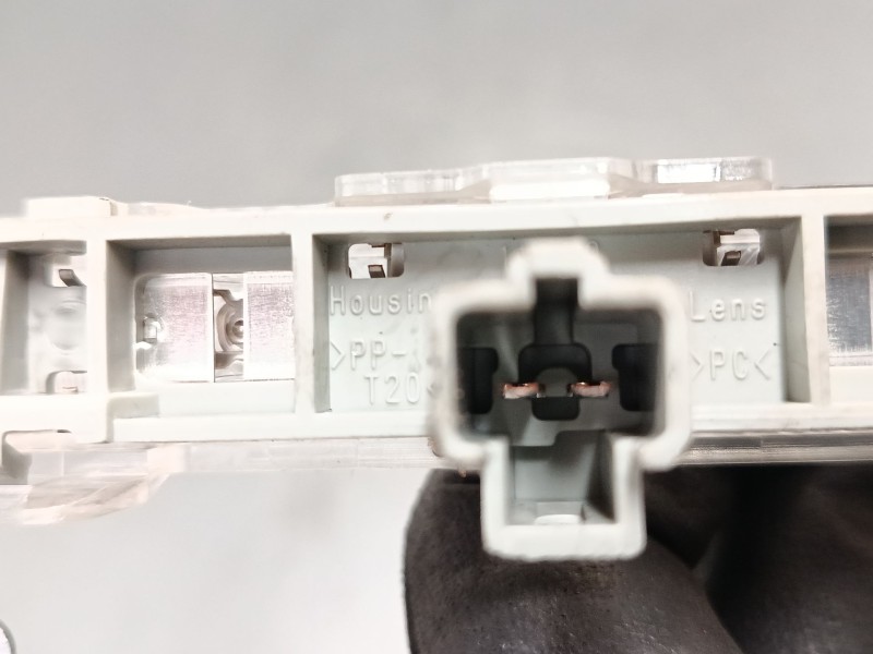 Recambio de luz central de freno para toyota auris (_e15_) 2.0 d-4d (ade150_) referencia OEM IAM   