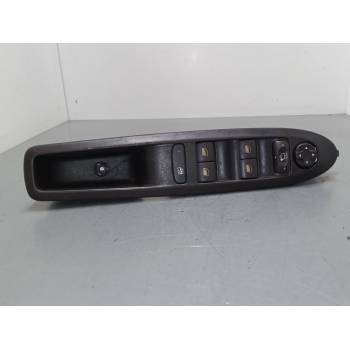 MANDO ELEVALUNAS DELANTERO IZQUIERDO 96657050 