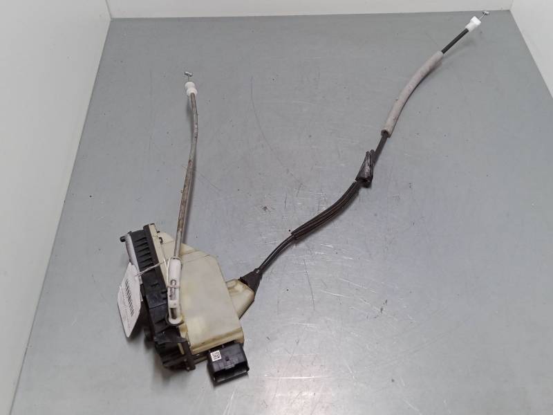 CERRADURA PUERTA DELANTERA DERECHA 