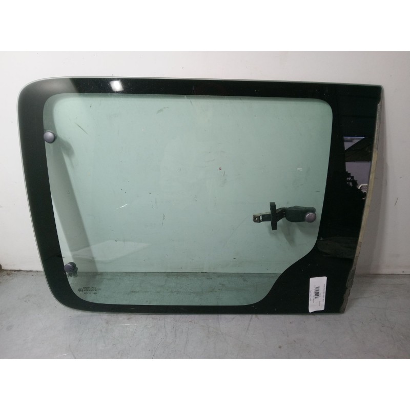 Recambio de luna corredera izquierda para peugeot partner monospace (5_, g_) 1.9 d referencia OEM IAM   