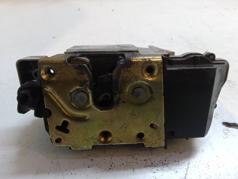 Recambio de cerradura puerta trasera derecha para citroën xsara (n1) 1.9 td referencia OEM IAM   