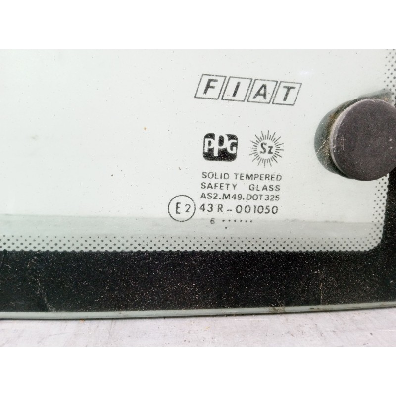 Recambio de luna trasera derecha para fiat cinquecento (170_) 0.9 i.e. s (170af, 170cf) referencia OEM IAM   