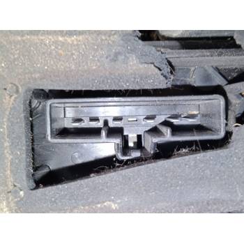PILOTO TRASERO DERECHO 3M5113A602AA 