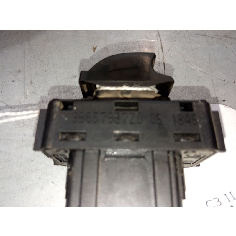 Recambio de mando elevalunas delantero derecho para citroën c3 ii (sc_) 1.0 vti 68 referencia OEM IAM   