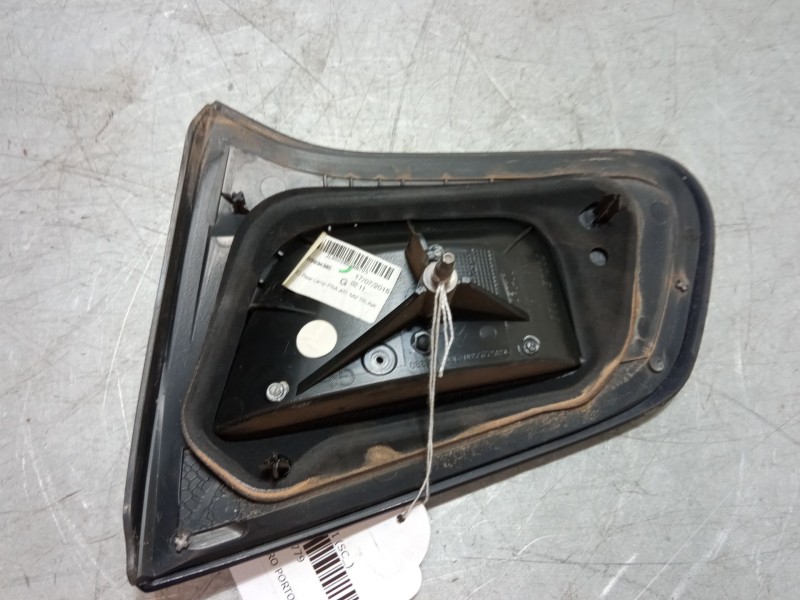 Recambio de piloto trasero porton izquierdo para citroën c3 ii (sc_) 1.0 vti 68 referencia OEM IAM   