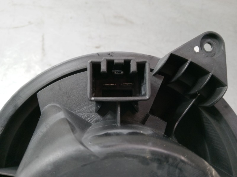 Recambio de motor calefaccion para ford transit connect (p65_, p70_, p80_) 1.8 tdci referencia OEM IAM   