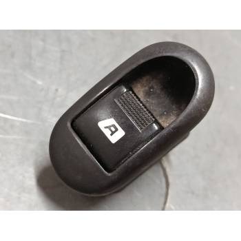 MANDO ELEVALUNAS DELANTERO IZQUIERDO 96401460XT 