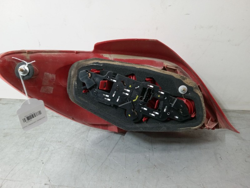 Recambio de piloto trasero derecho para peugeot 307 (3a/c) 1.4 16v referencia OEM IAM   