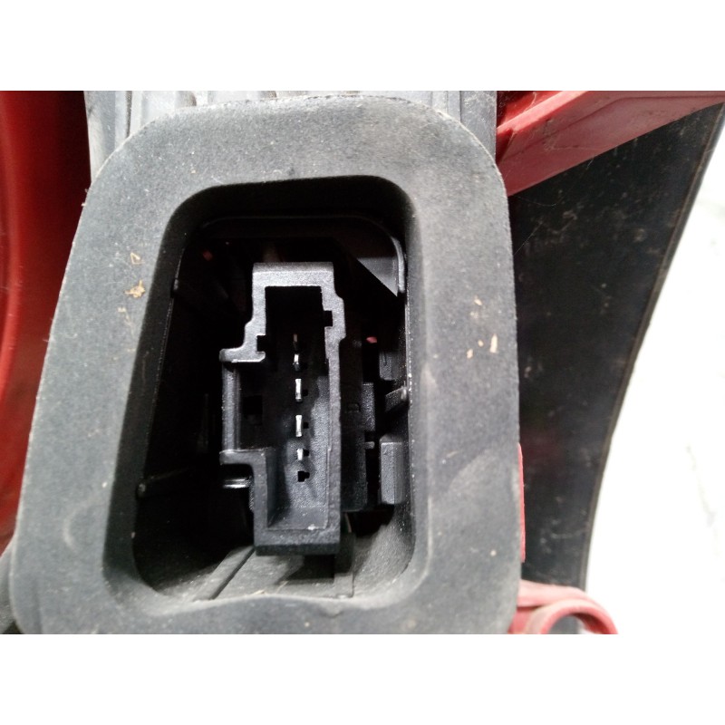 Recambio de piloto trasero derecho para peugeot 3008 i monospace (0u_) 1.6 hdi 115 / bluehdi 115 referencia OEM IAM   