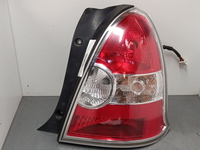 Recambio de piloto trasero derecho para hyundai accent iii (mc) 1.4 gl referencia OEM IAM 924021E220  