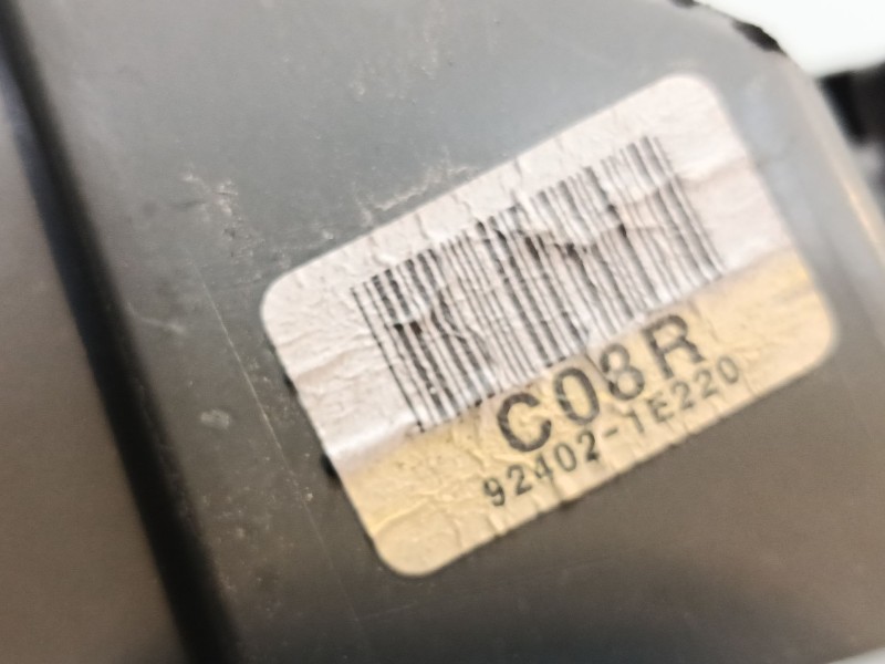 Recambio de piloto trasero derecho para hyundai accent iii (mc) 1.4 gl referencia OEM IAM 924021E220  