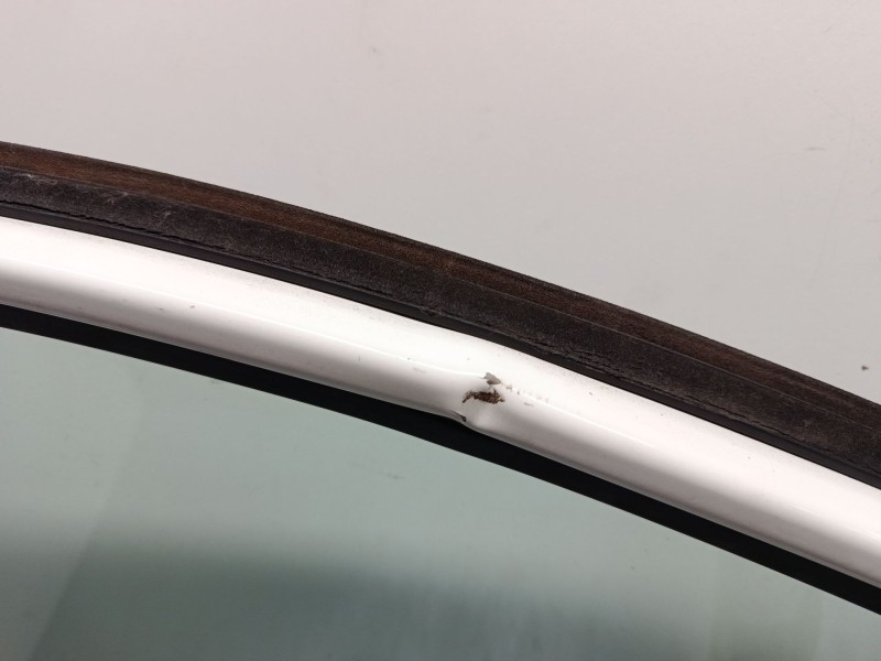 Recambio de puerta delantera izquierda para peugeot 208 i (ca_, cc_) 1.2 vti 82 referencia OEM IAM   