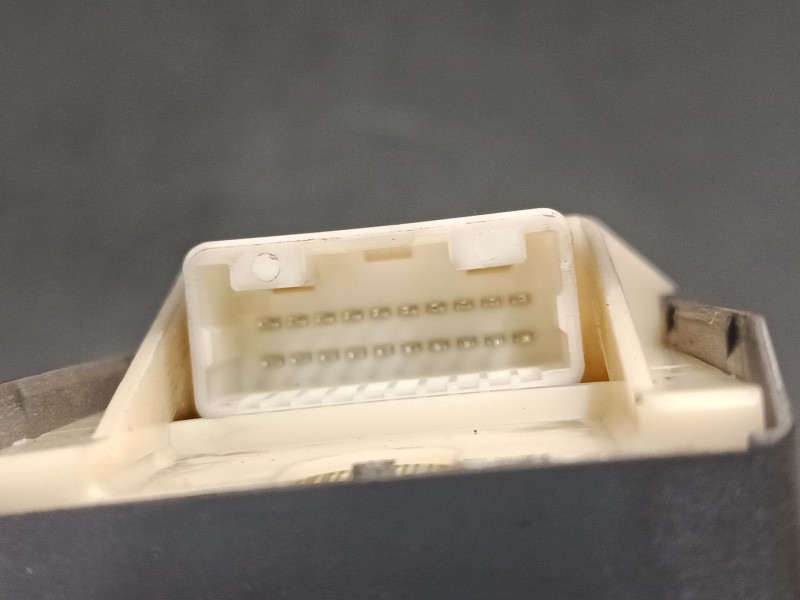 Recambio de mando elevalunas delantero izquierdo para toyota auris (_e15_) 2.0 d-4d (ade150_) referencia OEM IAM 7423202550  