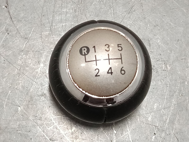 Recambio de pomo palanca cambio para toyota auris (_e15_) 2.0 d-4d (ade150_) referencia OEM IAM   