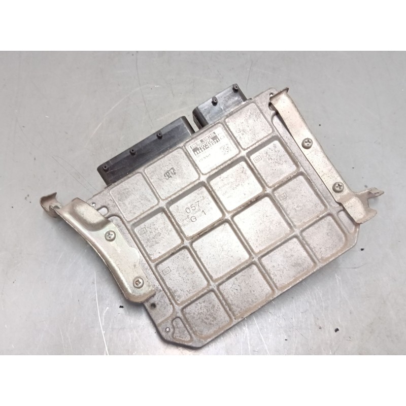 Recambio de centralita motor uce para toyota auris (_e15_) 2.2 d (ade157_, ade151_) referencia OEM IAM 8966102D71 MB1758009570 