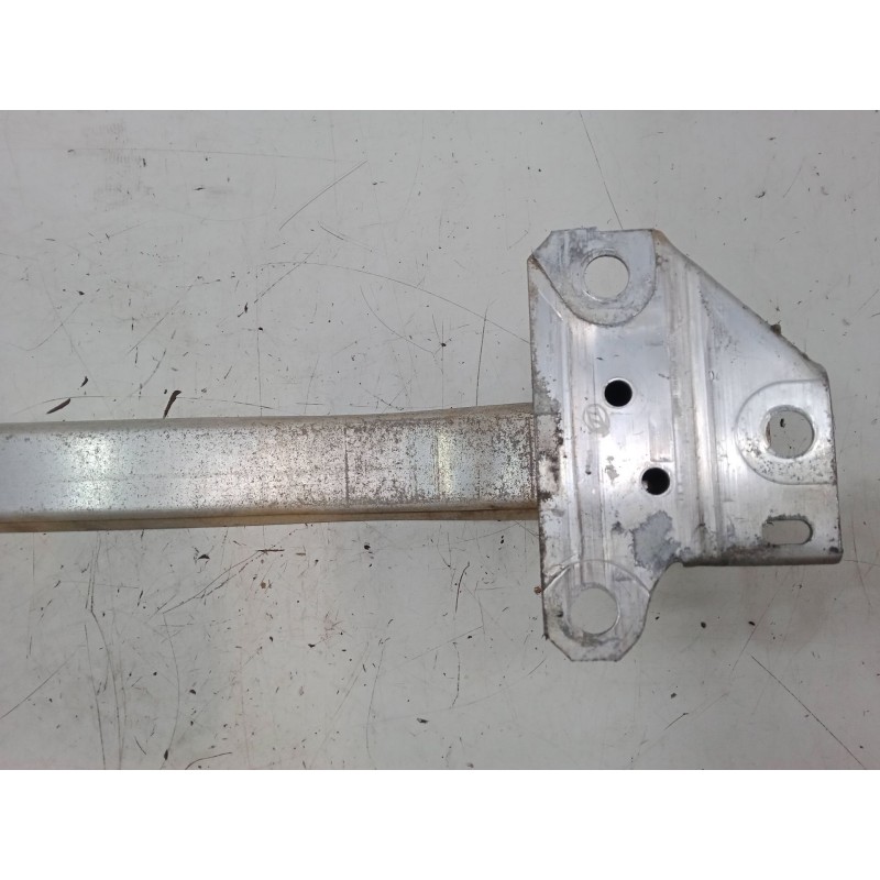 Recambio de refuerzo paragolpes delantero para renault clio iii (br0/1, cr0/1) 1.5 dci (br17, cr17) referencia OEM IAM   