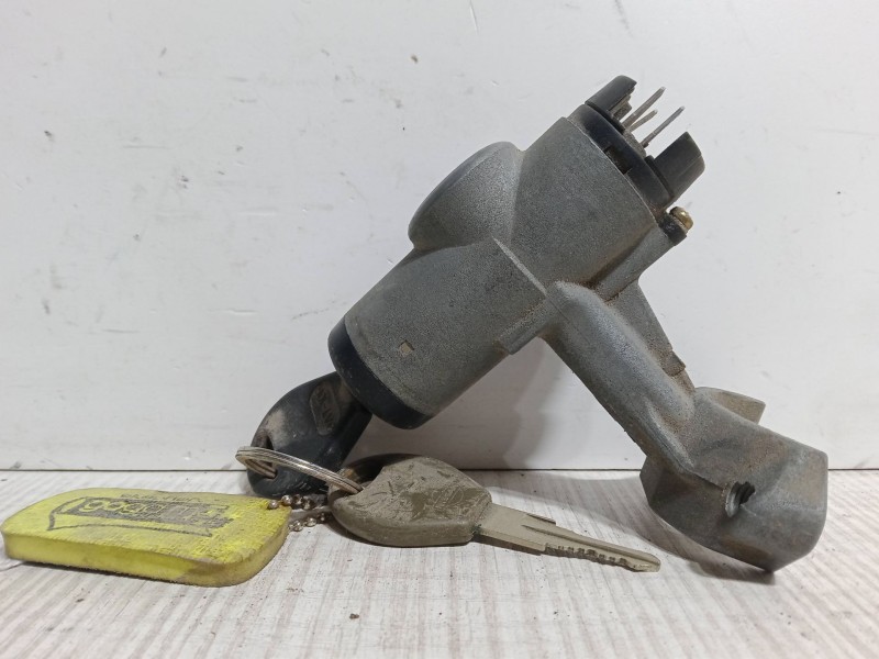 Recambio de clausor para nissan primera hatchback (p10) 2.0 16v referencia OEM IAM   