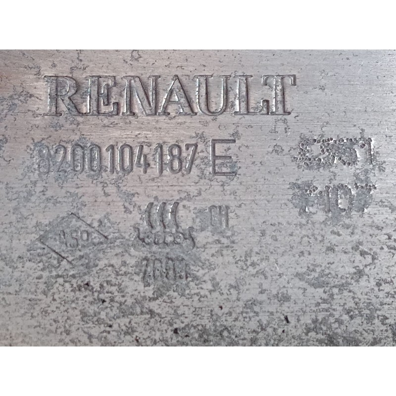 Recambio de refuerzo paragolpes delantero para renault clio iii (br0/1, cr0/1) 1.5 dci (br17, cr17) referencia OEM IAM   