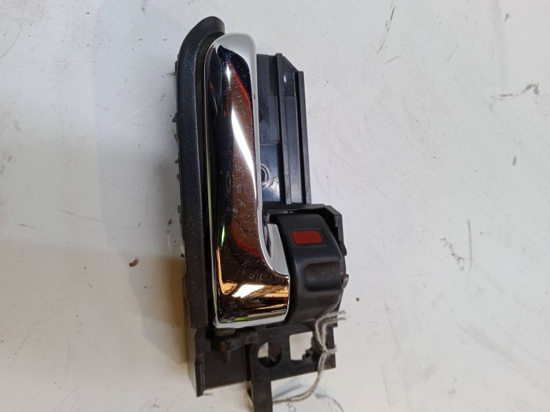 Recambio de maneta interior puerta trasera derecha para toyota corolla (_e12_) 1.4 d (nde120_) referencia OEM IAM   