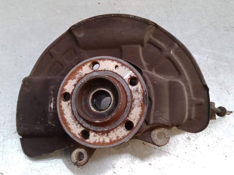 Recambio de mangueta delantera derecha para volvo xc90 i (275) d5 awd referencia OEM IAM P30683086  