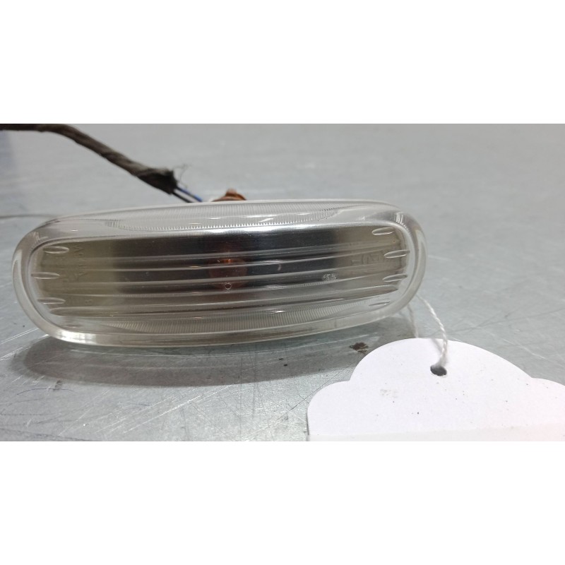 Recambio de intermitente lateral derecho para lancia musa (350_) 1.3 d multijet (350.axb11, 350.axb1a) referencia OEM IAM 517177