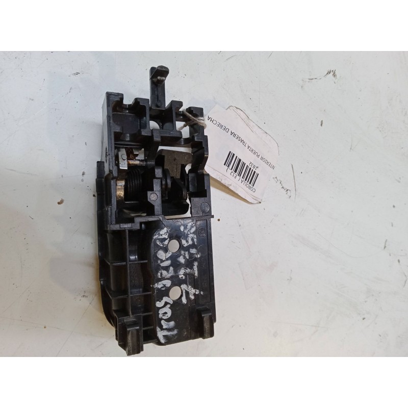 Recambio de maneta interior puerta trasera derecha para toyota corolla (_e12_) 1.4 d (nde120_) referencia OEM IAM   