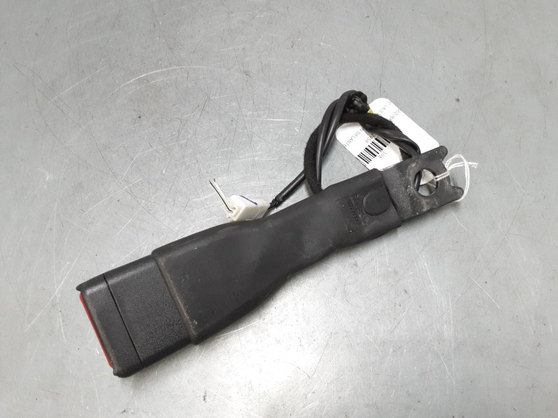 Recambio de anclaje cinturon delantero izquierdo para peugeot 108 1.2 referencia OEM IAM   