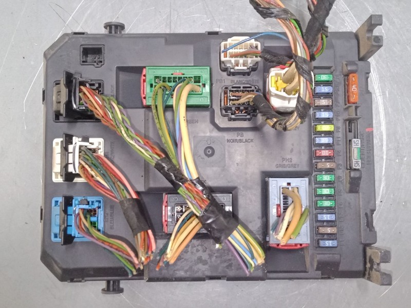 Recambio de bsi para citroën c3 ii (sc_) 1.4 referencia OEM IAM 9674016980  