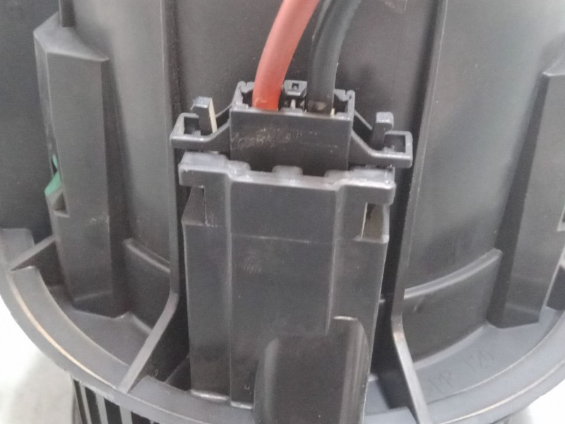 Recambio de motor calefaccion para citroën c3 ii (sc_) 1.4 referencia OEM IAM T40540016131  