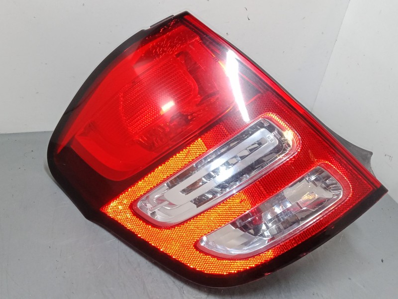 Recambio de piloto trasero izquierdo para citroën c3 ii (sc_) 1.4 referencia OEM IAM 9673805480  