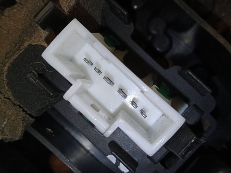 Recambio de piloto trasero izquierdo para citroën c3 ii (sc_) 1.4 referencia OEM IAM 9673805480  