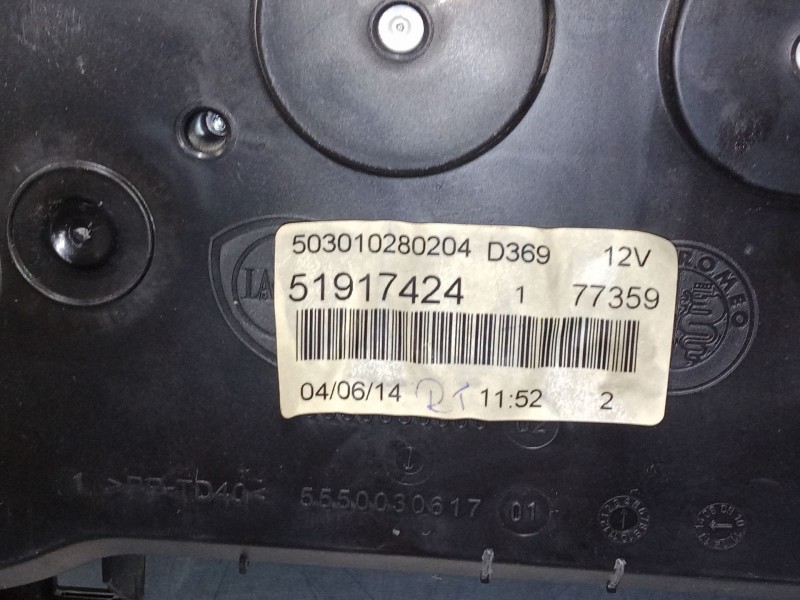 Recambio de cuadro instrumentos para fiat punto (199_) 1.3 d multijet referencia OEM IAM 51917424  