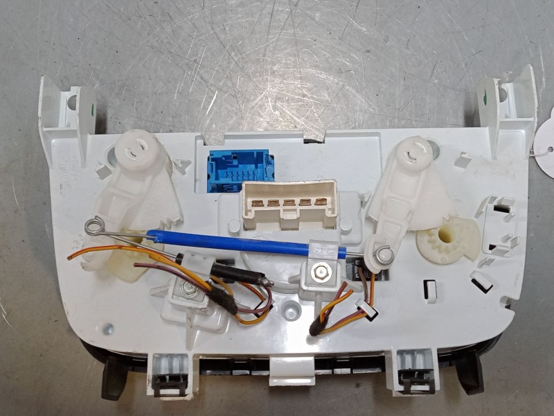 Recambio de mando calefaccion / a/a para fiat punto (199_) 1.3 d multijet referencia OEM IAM   