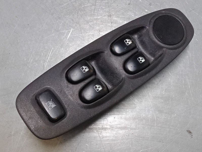Recambio de mando elevalunas delantero izquierdo para hyundai accent ii (lc) 1.3 referencia OEM IAM   